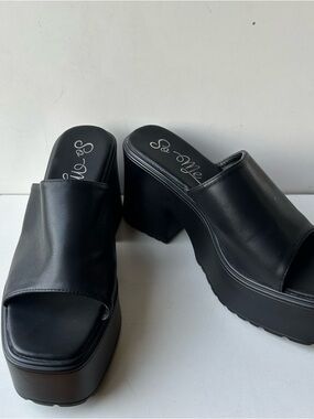 So Me Black Platform Mules Chunky Block Heel Sandals Open Toe Women's Size 10